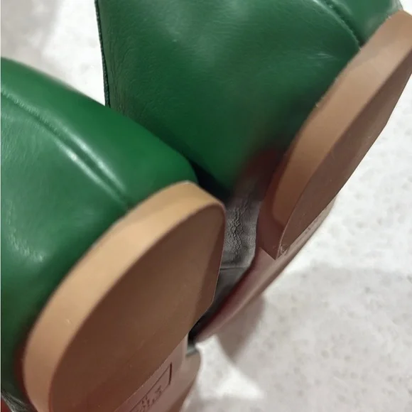 Crown & ivy Green Ballet Flats with Bow - Picture 3 of 5